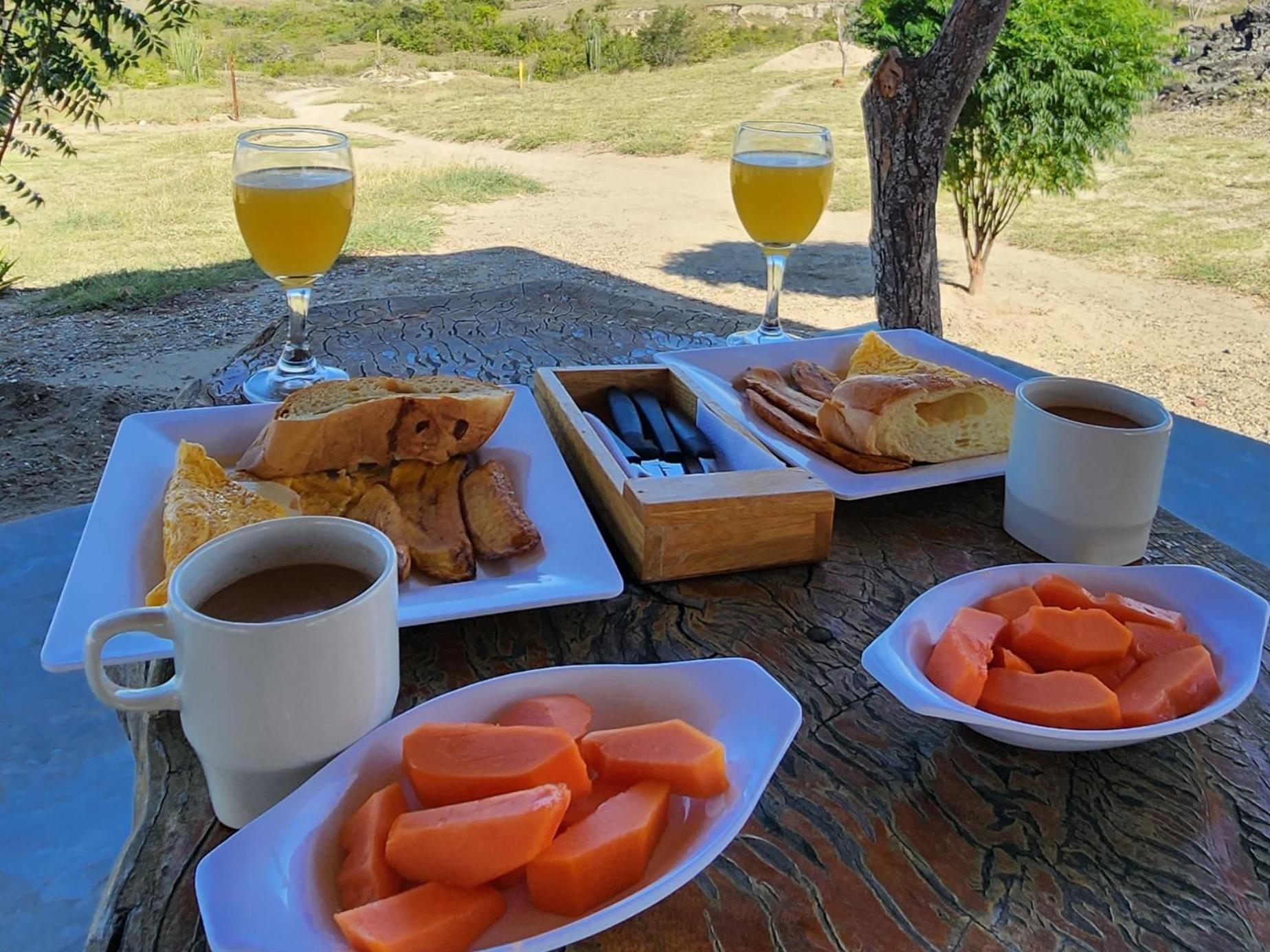 Hotel Mana Star Lounge Villavieja